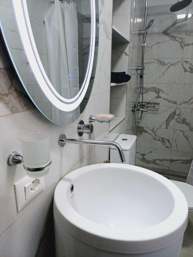 Regis Apartment 地拉那 外观 照片