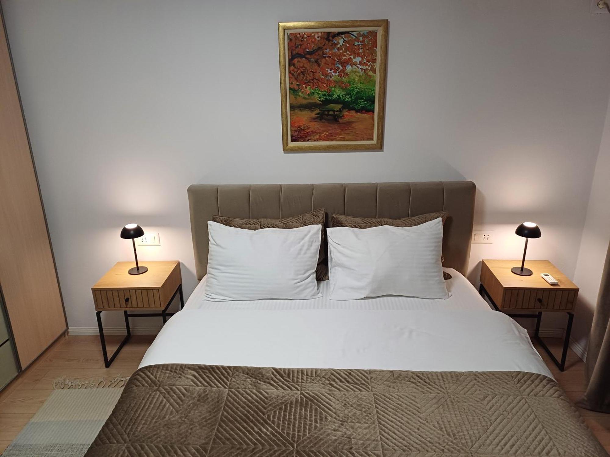 Regis Apartment 地拉那 外观 照片